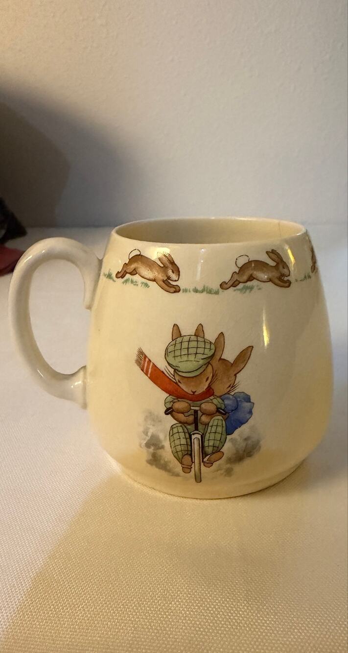 Vintage Royal Doulton Bunnykins Barbara Vernon Mug c1937-1953 Signed